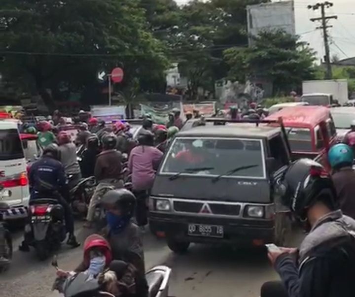 Macet di Gowa saat PSBB