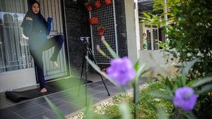 Bumil, Ikut Senam Hamil Secara Online Yuk