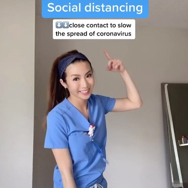 Hingga saat ini Miki sudah memiliki sekitar 1,2 juta pengikut dan 8,8 juta lebih likes di akun TikTok pribadinya. Miki berharap melalui TikTok bisa meluruskan informasi-informasi yang mungkin kurang tepat megenai COVID-19 atau belum diketahui oleh masyarakat. Foto: Instagram @mikirai