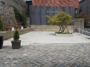 Yuk, Intip Mewahnya Kafe Baru Milik Ayah Jimin BTS di Busan!