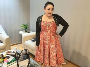 Yan Vellia Kenang Masa-masa Ramadhan Bareng Didi Kempot