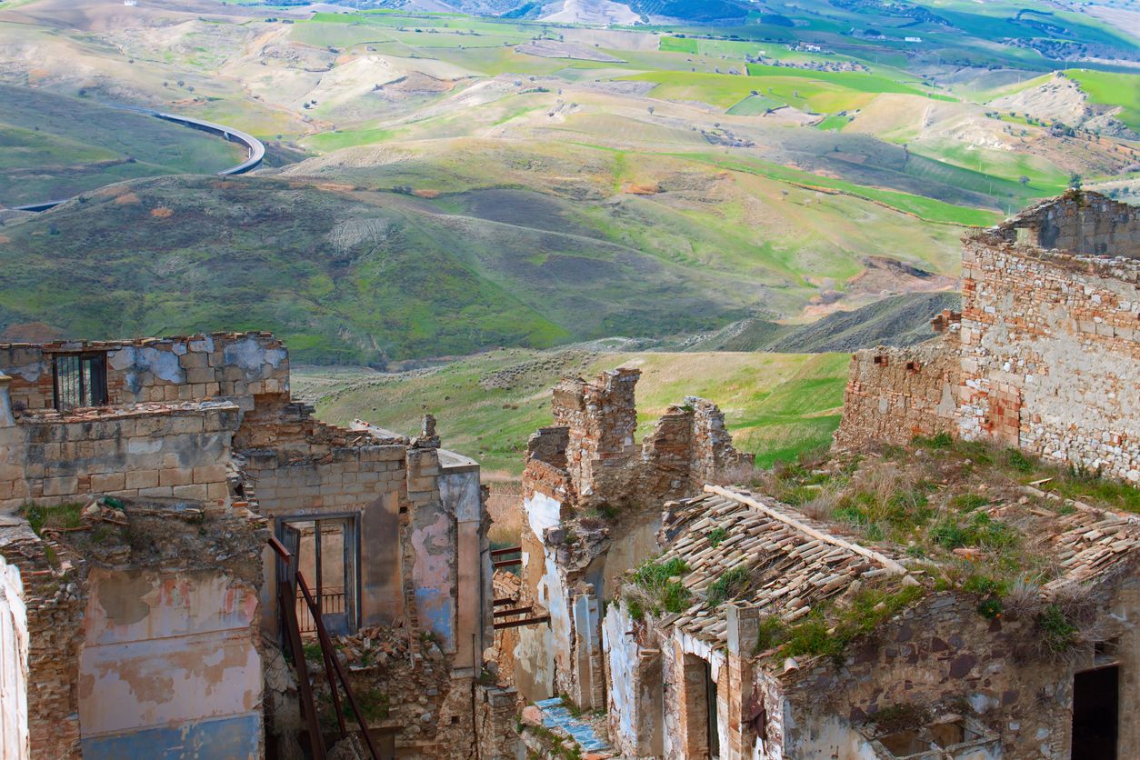 Kota Mati Craco di Italia