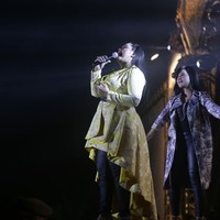 Yan Vellia yang lahir di Semarang juga terlahir dari orangtua berdarah seni seperti Didi Kempot. Ayahnya merupakan pimpinan Orkes Melayu di Semarang. Foto: Instagram @yanvellia_dkmanagement