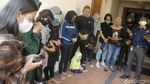 Simpati Warga Surakarta di Rumah Duka Didi Kempot