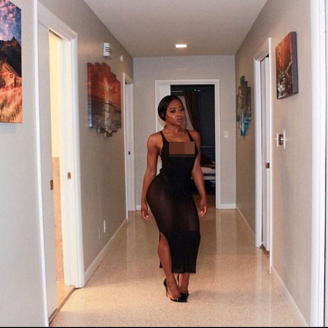  “Saya dulu adalah seorang perawat. Pasien saya meninggal dan saya adalah perawatnya selama beberapa tahun sehingga saya hancur secara emosional, ungkap Snow. Foto: Instagram