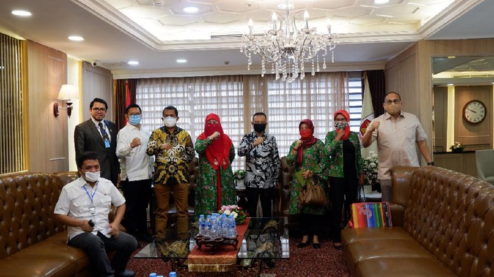 andre rosiade jamu covid-19