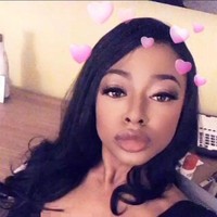  Snow Black bekerja sebagai perawat sebelum memutuskan menjadi model di Instagram. Ia berhenti dari pekerjaannya sebagai perawat setelah kematian seorang pasien membuatnya hancur. Foto: Instagram