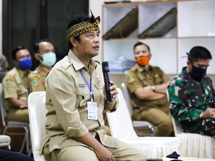 Bupati Bandung Dadang M Naser