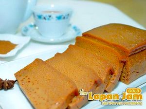 Kue Lapan Jam Khas Palembang Ini Benar-benar Dibuat Selama 8 Jam