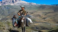 Bicara soal peradaban Islam di negara tersebut, sejarah Islam di Azerbaijan dimulai pada masa yang disebut era feodal dalam sejarah Azerbaijan. Negara itu dikuasai oleh Dinasti Sassanid sejak tahun 252 M saat dinasti tersebut menjadikan Albania negara taklukan. Oleksandr Rupeta/NurPhoto via Getty Images.