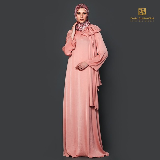 Ivan Gunawan Prive merupakan brand baru dari Ivan Gunawan yang menawarkan busana muslim kelas premium yang spesial dengan edisi baju terbatas. [Foto: dok. Ivan Gunawan].