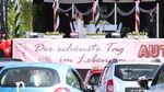 Unik! Resepsi Pernikahan di Jerman Digelar Via Drive In
