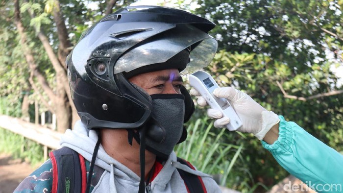 Penerapan PSBB di Kota Bandung telah diterapkan sejak beberapa waktu lalu. Meski begitu, petugas masih temukan sejumlah warga yang langgar aturan penerapan PSBB