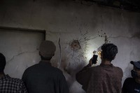 3 Fotografer Associated Press; Dar Yasin, Mukhtar Khan, dan Channi Anand, meraih penghargaan Pulitzer 2020 untuk fotografi fitur. Merikut foto-fotonya.
