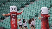 Korea Selatan merupakan salah satu negara yang tidak menerapkan sistem lockdown, kini kasus COVID-19 yang mulai mereda membuat aktivitas perlahan pulih.