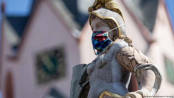 Jerman 100 Hari Setelah Kasus Pertama Corona, Masker Warna Warni Jadi Normalitas Baru