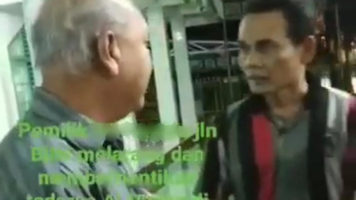 Screenshot video viral perdebatan soal tadarus malam di Medan