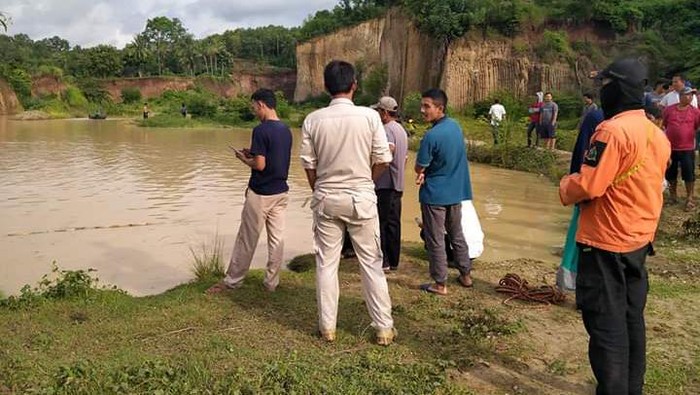 Bocah 7 Tahun Hilang Tenggelam di Bekas Tambang Pasir di Cilegon (Foto: Istimewa)