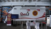Alat canggih yang dikerahkan selain thermoscan, yakni Mobile Laboratorium ini. Petugas medis menanti para calon peserta rapid test massal di Terowongan Kendal, Jakarta, Rabu (6/5/2020). Foto: dok. BIN