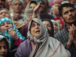 Deretan Foto Konflik Kashmir Ini Diganjar Penghargaan Pulitzer