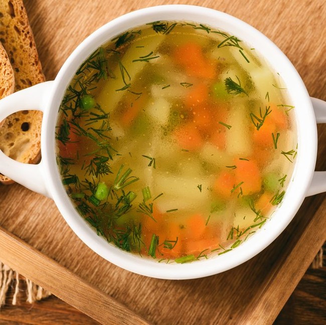 Atasi Sakit Tenggorokan Saat Berpuasa dengan 5 Makanan Enak Ini