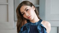 Liza Aditya mengaku disebut netizen itu sebagai PSK di dalam kolom komentar Instagram. Foto: Dok. Instagram Liza Aditya