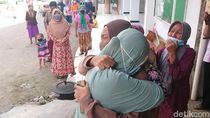 Saat Kepulangan Warga Tulungagung dari Karantina Disambut Tangis Haru