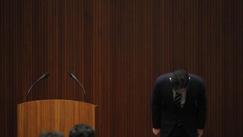 Saya berjanji, kami tidak akan lagi mengambil jalan pintas yang dipertanyakan secara etis atau menimbulkan kontroversi dari suksesi. Saya hanya akan fokus pada peningkatan nilai perusahaan, tambahnya. Foto: AP/Kim Hong-Ji