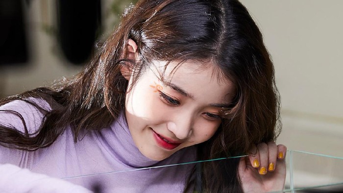 Behind the Scene MV IU x SUGA