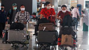 Penerbangan Domestik Kembali Dibuka