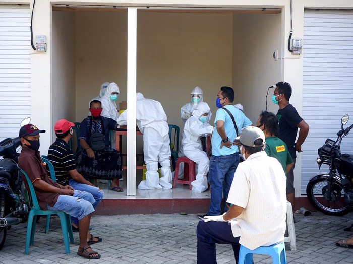pedagang pasar simo dirapid test