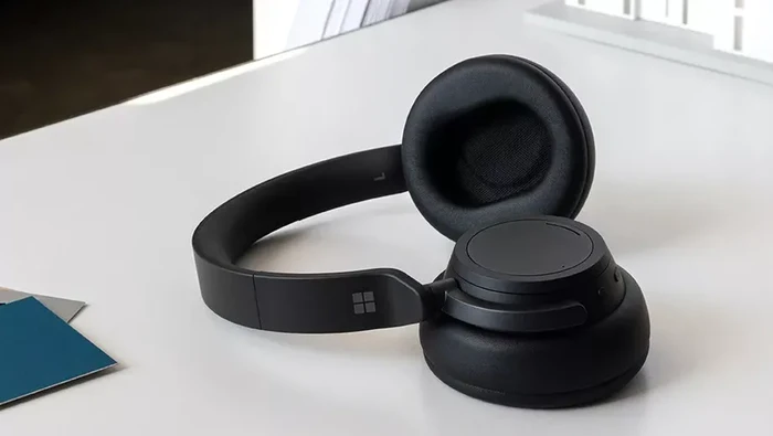 Microsoft Surface Headphones dan Surface Earbuds