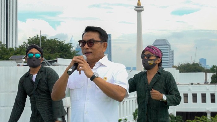 Moeldoko saat Pengambilan Video Lagu Ra Mudik Ra Popo’