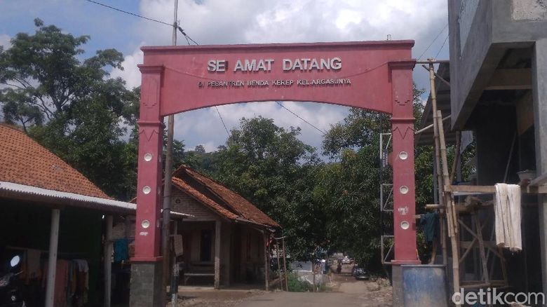 Kampung Benda Kerep Kampung/pesantren wisata religi di Cirebon