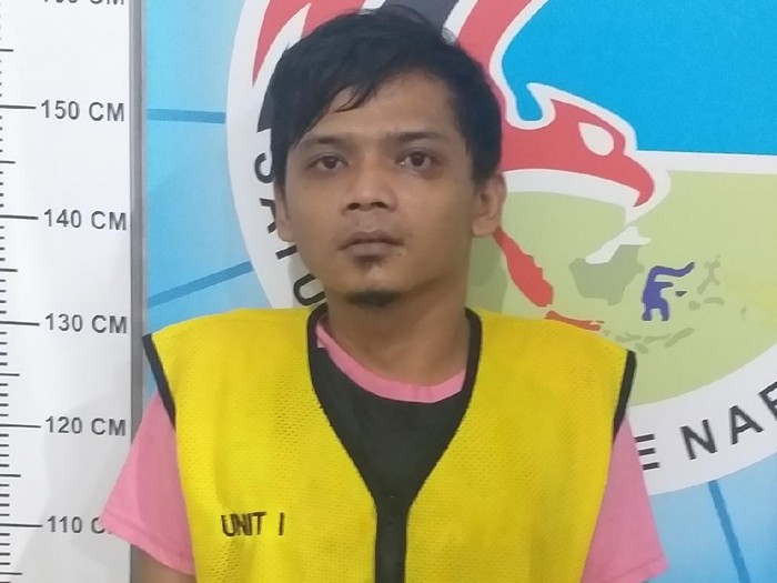 Ahmad Albar, bandar pil dobel L