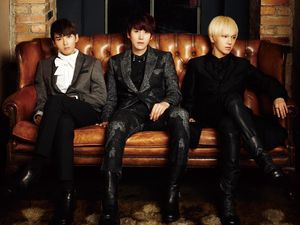 Suara Emas Super Junior-K.R.Y Meriahkan Road to Allo Bank Festival 2023