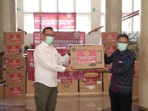 Percepat Penanganan Corona, BIN Beri Peralatan Lab ke RSA UGM