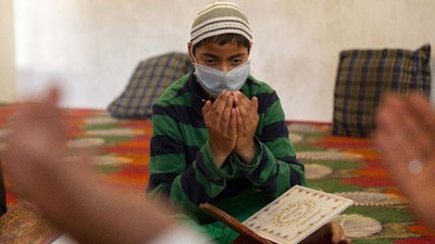 Potret Anak-anak Kashmir Belajar Alquran di Tengah Pandemi
