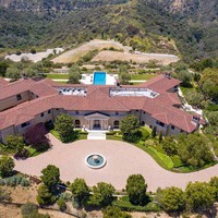 Setelah pindah ke Amerika Serikat, Pangeran Harry dan Meghan Markle belum menemukan rumah yang pas untuk dibeli. Kabarnya, mereka untuk sementara waktu tinggal di rumah produser dan sutradara Tyler Perry. (Foto: Instagram/@clintbrewerphotography)