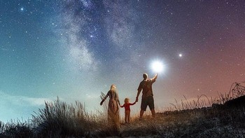 Membuat foto keluarga yang dijamin tidak banyak orang lain yang memilikinya. Istimewa/Dok. Boredpanda/Mihail Minkov.