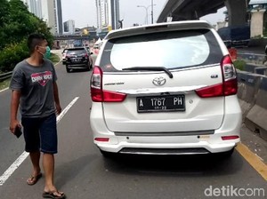 Tak Ada Surat Izin Melintas, Warga Lebak Hendak ke Cianjur Diputar Balik Polisi