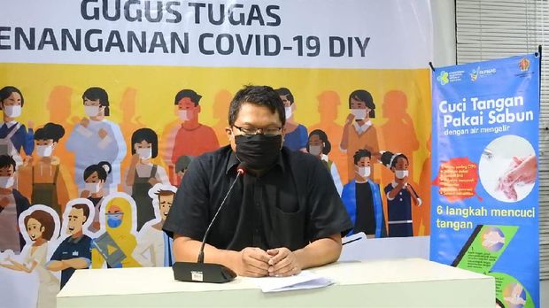 Anggota Tim Perencanaan Data dan Analisis Gugus Tugas COVID-19 DIY, dr Riris Andono Ahmad, di Kantor BPBD DIY, Jumat (8/5/2020).
