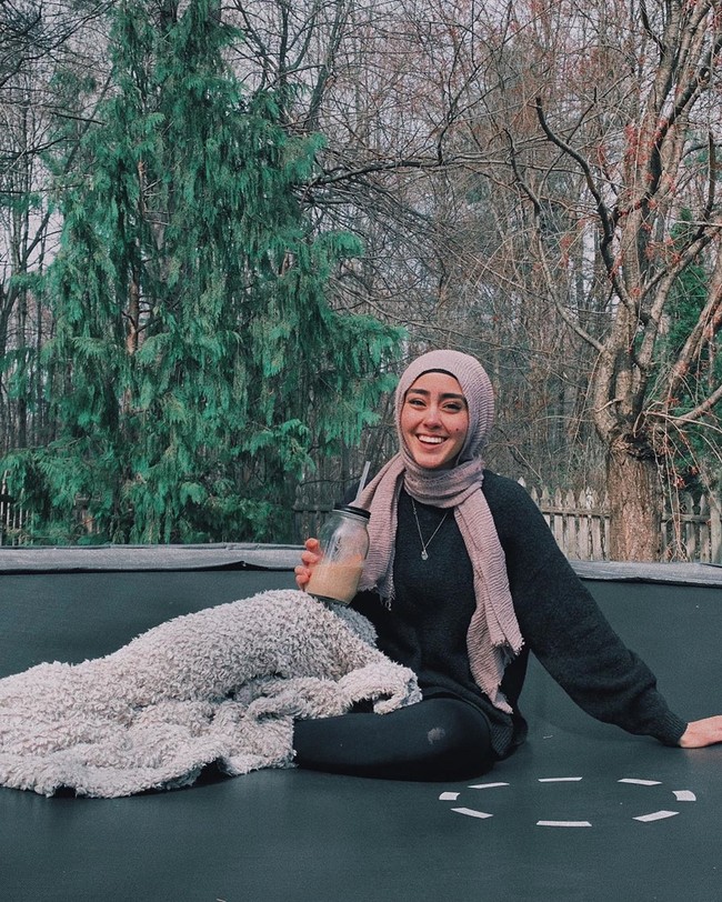 Mahasiswi di University at Albany itu tidak menyangka dirinya bakal seterkenal saat ini.  Foto: dok. Instagram @zahr4