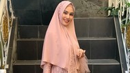 Kartika Putri Sambangi Kejati DKI Jakarta, Ada Apa?