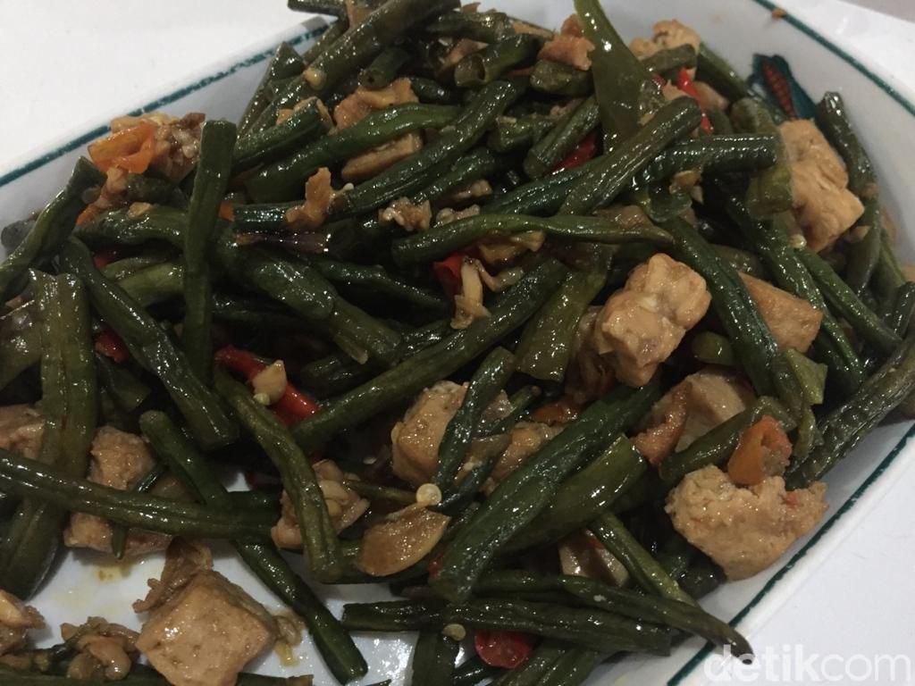 Enak Dibungkus by Chef Renatta Moeloek