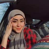 Wanita berhijab di Amerika menjadi kaum minoritas. Di TikToknya Zahra menjelaskan bagaimana ia berhijab selama musim panas.  Foto: dok. Instagram @zahr4