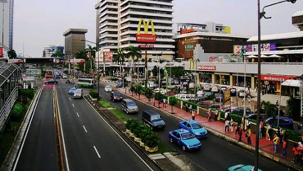 Resto cepat saji McDonald's di pusat perbelanjaan Sarinah akan ditutup usai 29 tahun beroperasi. Yuk, lihat lagi perjalanan gerai McD pertama di Indonesia itu.