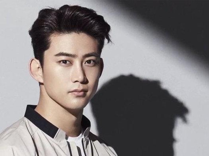 Fakta-fakta Taecyeon 2PM Baru Umumkan Pacaran