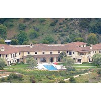 Tidak diketahui secara pasti Pangeran Harry dan Meghan menyewa rumah tersebut atau menumpang secara gratis.( Foto: Instagram/@vandypop)