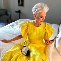 Dunia modelling memang bukan hal baru bagi Maye Musk. Wanita yang lahir di Kanada itu pernah menjadi finalis Miss South Africa pada 1969. Foto: Instagram @mayemusk